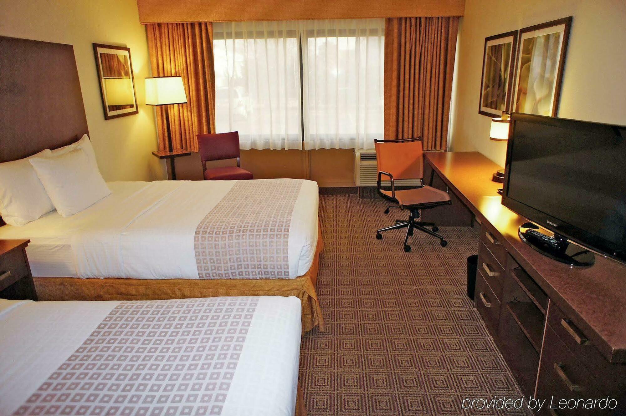 فندق لا كوينتا إن آند سويتس باي ويندام فيرجينيا بيتش المظهر الخارجي الصورة